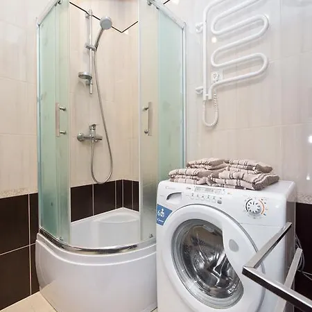 Gdanskie - - Dluga Z Widokiem Na Ratusz I Nad Motlawa