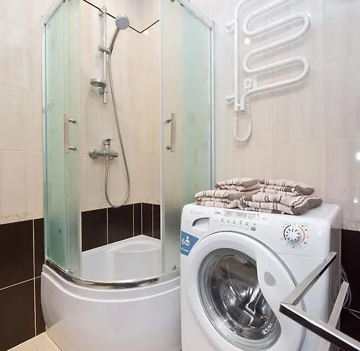 Gdanskie - - Dluga Z Widokiem Na Ratusz I Nad Motlawa