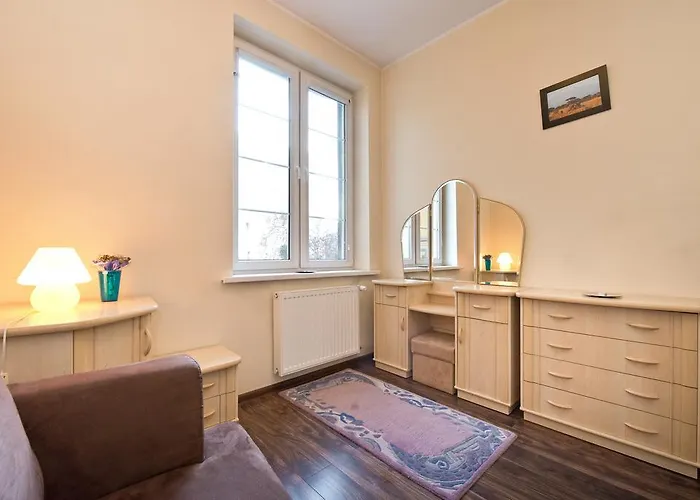 Gdanskie - - Dluga Z Widokiem Na Ratusz I Nad Motlawa